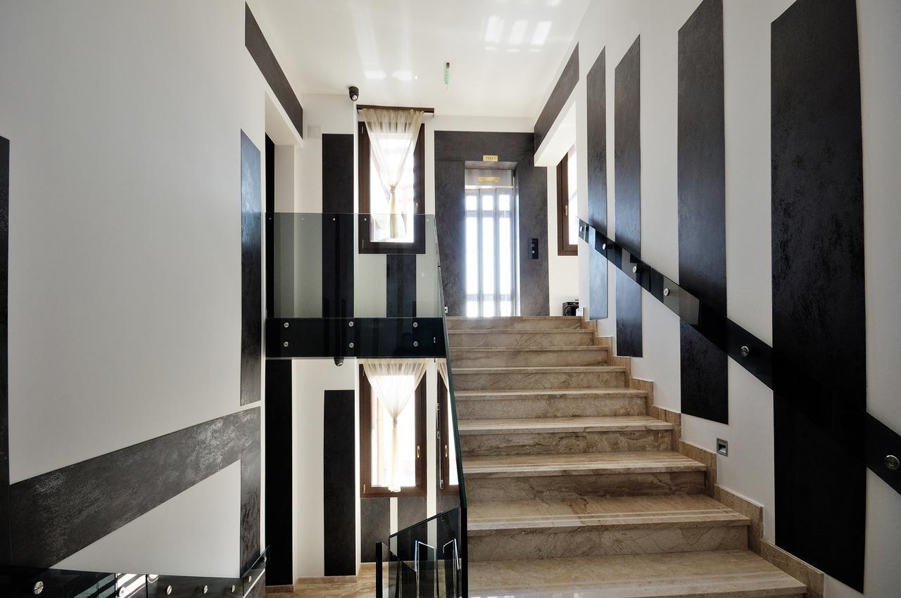 Dominus Residence Cluj-Napoca Esterno foto